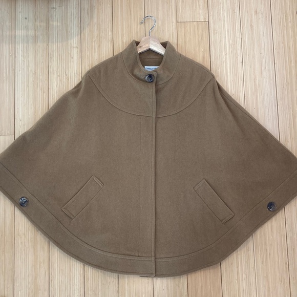 Charles Gray London camel hair cape - Picture 8 of 12